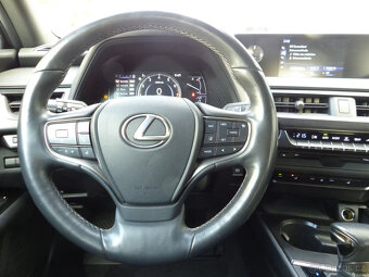 Lexus UX 200 Launch Edition 4x2 - navi,LED,temp,vyh.s,171 PS - 12