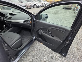 Renault Fluence 1.6 i LPG - 12