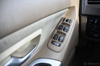 Volvo XC90 2.4D 120KW 4x4 7Míst 5/2009 - 12