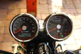 Royal Enfield Interceptor 650 - 12