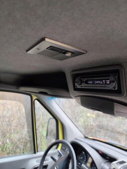 Sanitní vůz, Sanitka, Ambulance, Karavan - 12