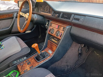Mercedes w 124 300 CE (12 ventil) - 12