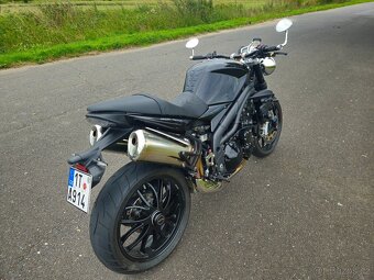 Triumph speed triple 1050 - 12