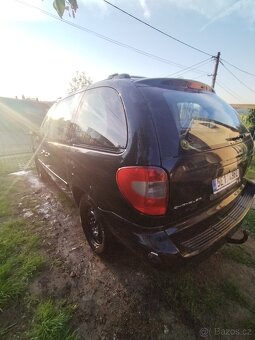 Chrysler Voyager - 12