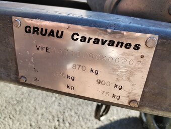 Obytný přívěs karavan - 12