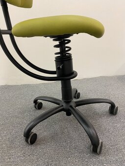 Kancelářská židle Spinalis Apollo (zdravotní) - 12