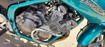 Prodám Silniční motorku Yamaha 600 ccm - 12