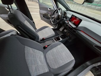 VW ID.3, 58 kWh, tepelné čerpadlo, servis VW - 12
