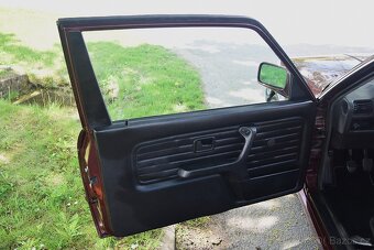 BMW E30 325i - 12
