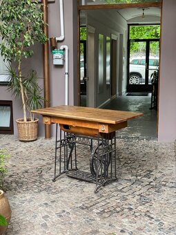 Designove stoly - 12