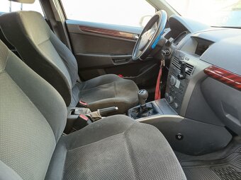 OPEL Astra Caravan 1,7CDI Elegabce - 12