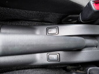 Suzuki Swift 1.2VVTi/69kW  ČR, servis, 92TKM  - 12