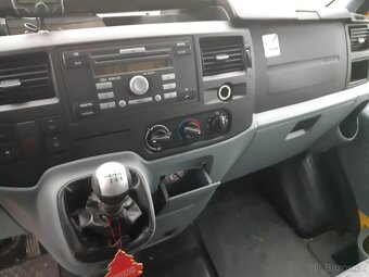 Ford Transit 2.2 TDCi 92kw 9 míst -rok 2013-serviska - 12