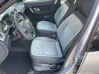 Škoda Roomster 1.4 16v Style - 12