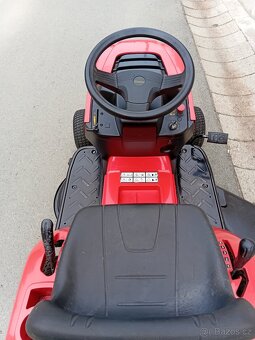 Prodám zahradní traktor Twin-Cut 12.5Hp - 12