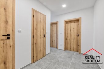 Pronájem bytu v os. vlast. 2+1+lodžie/57 m2 na ul. Nedbalova - 12