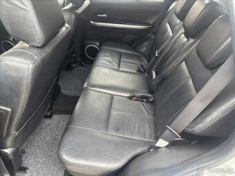 Suzuki Grand Vitara 2.0 103kW 2006 142422km 4x4 bez koroze - 12