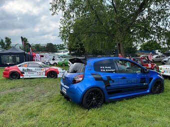Clio Sport 2.0 145 kW - 12