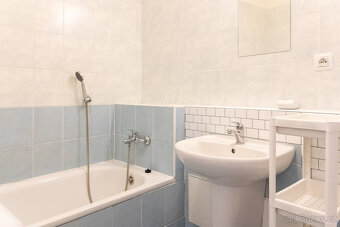 Pronájem bytu 1+kk, Poděbradská, Vysočany, 17 000 Kč/měs, 38 - 12