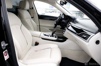 BMW Rad 7 740Ld xDrive A/T - 12