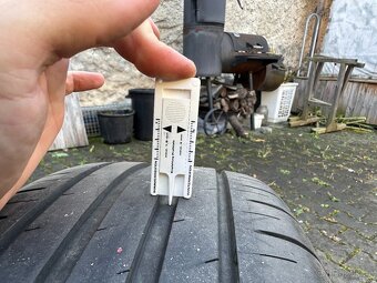 ŠKODA ORIGINÁL ALU - 205/55 R16 - 12