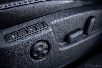 Škoda Superb Combi 2.0 TDI CR Elegance DSG - 12