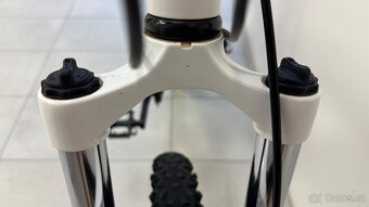 Horské kolo Cannondale, rám М, pro jezdce od 160 cm. - 12