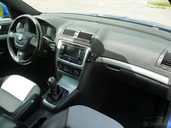 Škoda OCTAVIA RS 2.0TDI  170Hp XENONY  NEPTUN 18" - 12