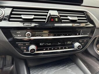 BMW Řada 5 520xDrive-Aut- el. tažné - 12