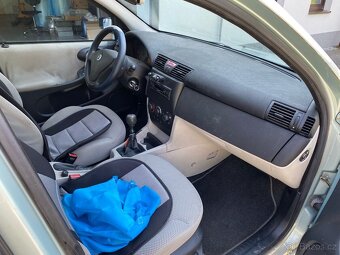 Fiat Stilo 1,4 (2004), cca 130 tis km - 12