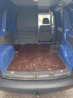 VW Caddy 2.0TDI - 12