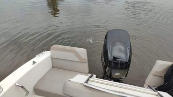 Kajutová loď Quicksilver 455 Cabin - 12