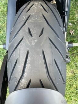 Triumph Trident 660 TP35KW - 12