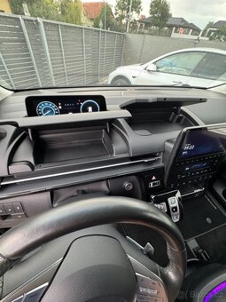 Hyundai Staria, Koupeno v Čr 4x4 Tažné DPH - 12
