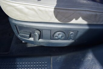 Audi S8 4,2i AUTOMAT QUATTRO,SUPER STAV - 12