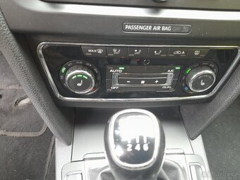 ŠKODA SUPERB II KOMBI 2,0 TDI,FACELIFT,M.2014 - 12