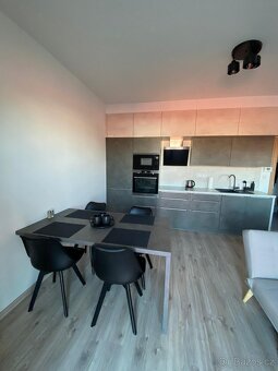 Pronájem bytu Milovice 1+kk, 39 m2 včetně balkonu - 12