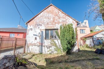 Prodej rodinného domu k rekonstrukci/demolici - 12
