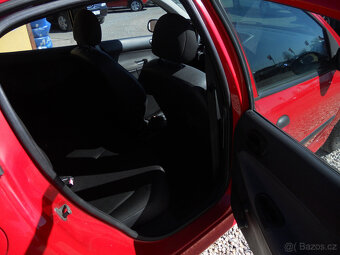 Peugeot 206+ 1.1i 44Kw - 12