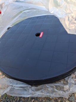 Nove plastove stoly Curver - 12