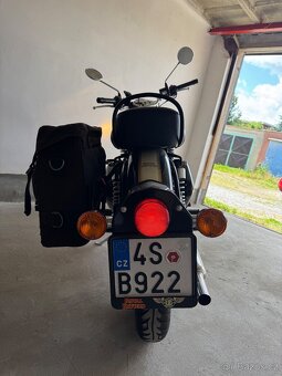 Royal Enfield Bullet 500 Classic - 12
