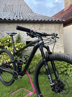 Kross Earth 4.0 vel. M - 12