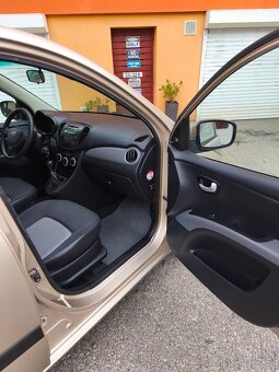 Hyundai I10 1.1i 48kw,poctivých 158tkm, s klimou, po servisu - 12
