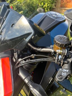 Ktm superduke 1290r - 12