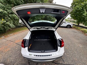 Mercedes Benz GLA200d 4matic - 12