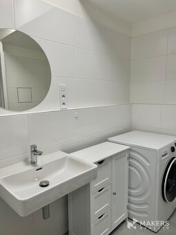 Pronájem bytu 1+kk 42 m² Nad Kolčavkou, Praha - Libeň - 12