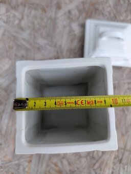 3 ks Starožitné dózy s motivem fialky. - 12