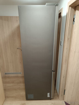Chladnička s mrazničkou Samsung RB38T676CS9 203cm pův.c.19k - 12