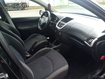 Peugeot 206 + - 12