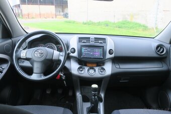 TOYOTA RAV4 2.2D4D, 100 kW, 1.MAJITEL, BEZ KOROZE - 12